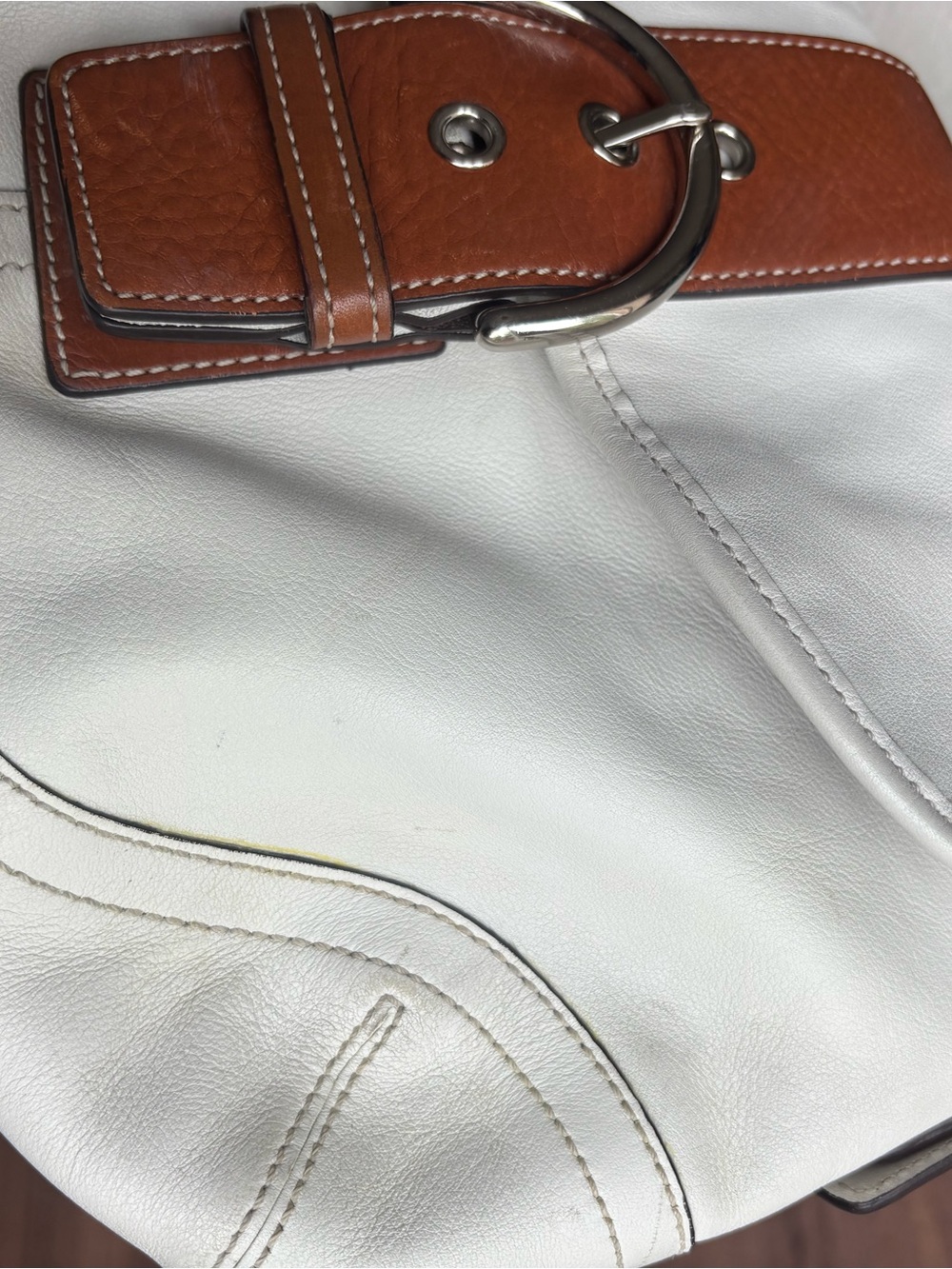 Coach white and brown leather soho shoulder bag - Picture 5 of 11